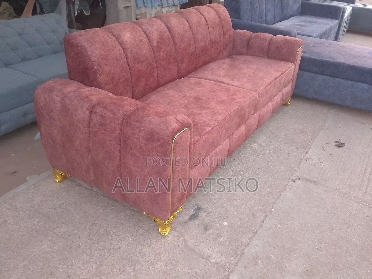 2seater Sofa Available