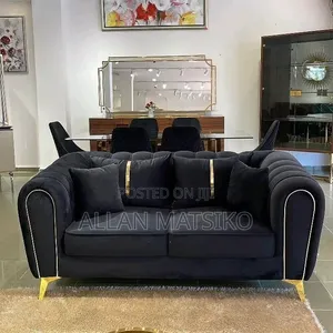 Classic 2seater Available With Cushion