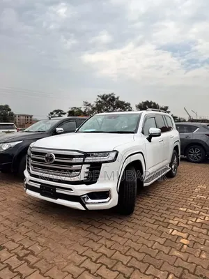 New Toyota Land Cruiser 2024 White