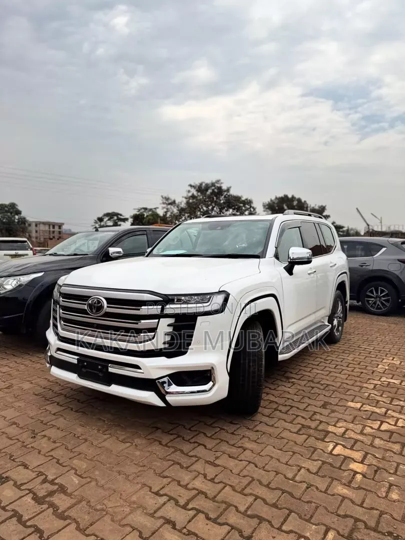 New Toyota Land Cruiser 2024 White