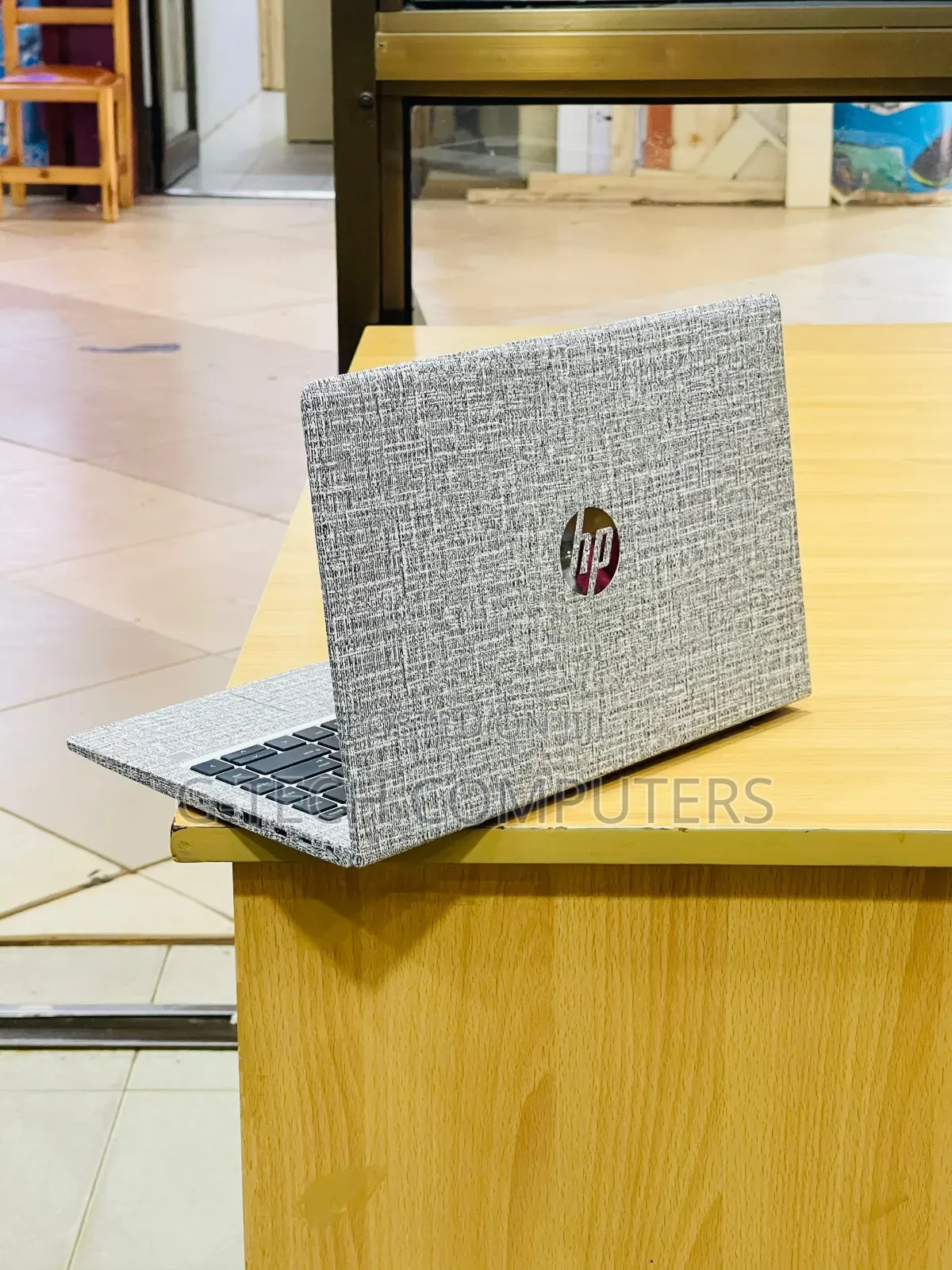 New Laptop HP ProBook 440 G10 8GB Intel Core i5 SSD 256GB
