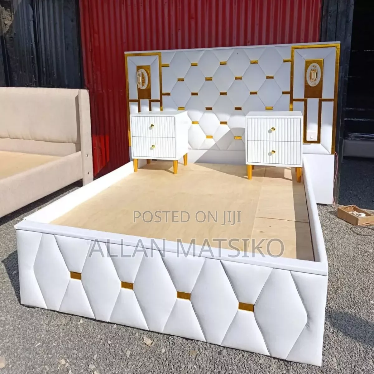 King Bed 5*6 in White Color