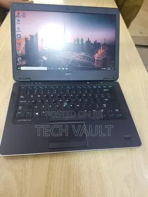 Laptop Dell Latitude E7450 8GB Intel Core i7 HDD+SSD 500GB
