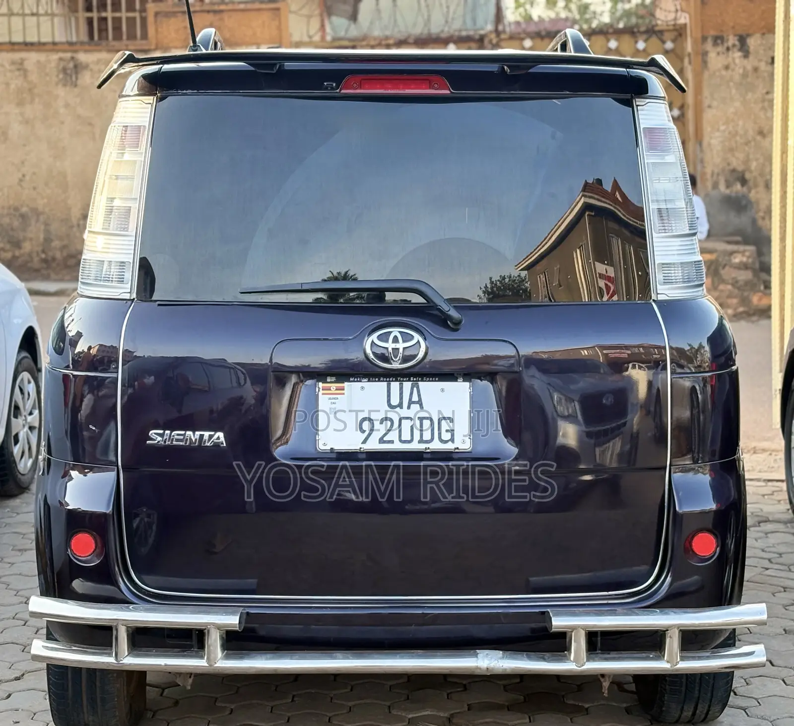 Toyota Sienta 1.5 FWD 2012 Purple