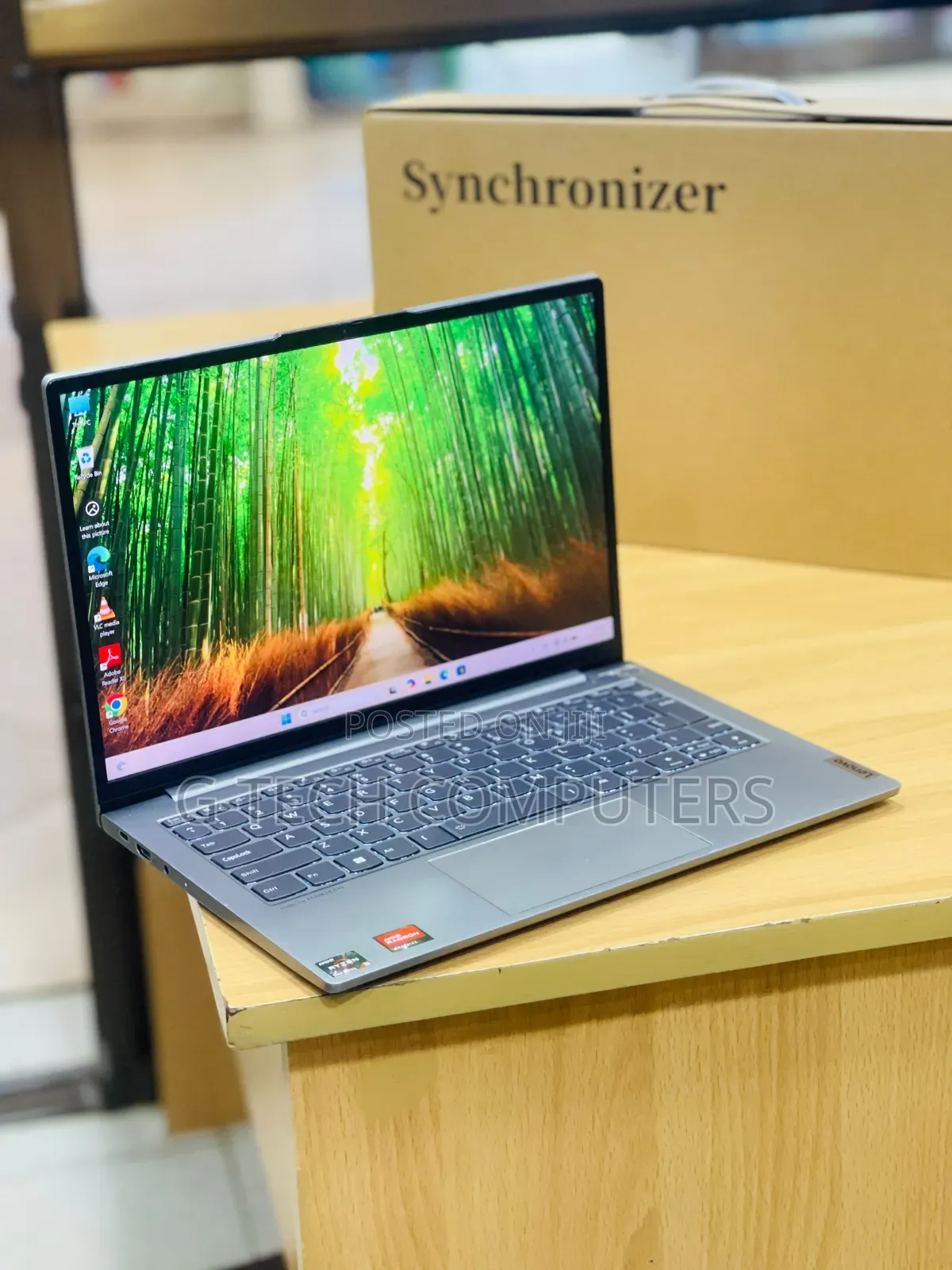 New Laptop Lenovo ThinkBook 13 8GB AMD Ryzen 5 SSD 256GB