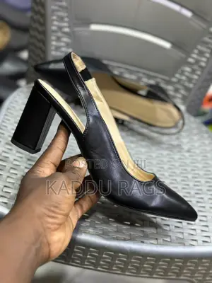 Secondhand Shoes
