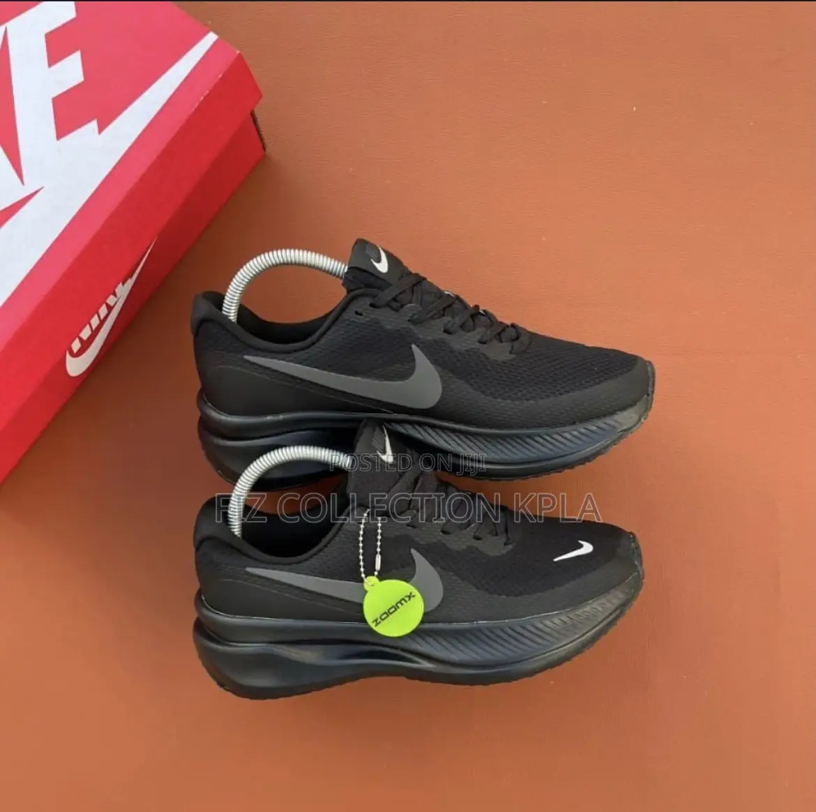 Nike Revolution 8 Black Running Shoes