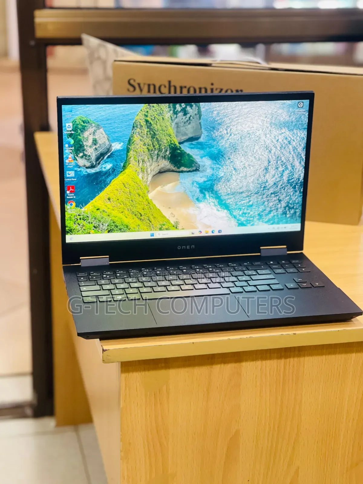 New Laptop HP Omen 15 16GB AMD Ryzen 5 SSD 512GB