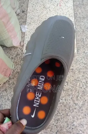 Original Nike Mind Shoes