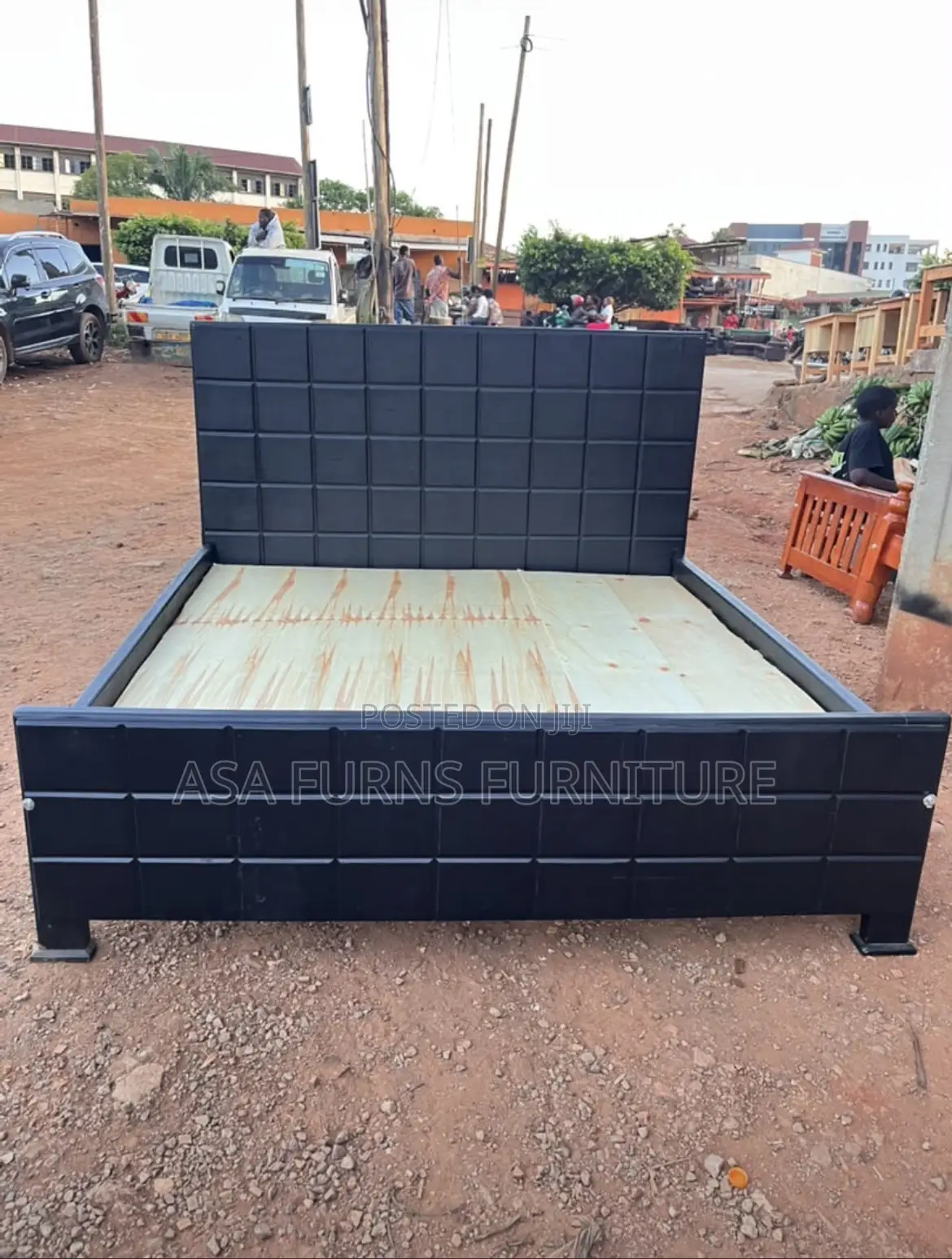 Top Tile Bed 5by6 / Beds