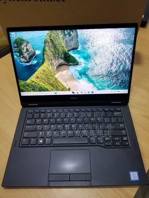 New Laptop Dell Latitude 7390 2-in-1 8GB Intel Core i5 SSD 256GB