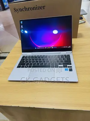 New Laptop Samsung Galaxy Book4 360 16GB Intel Core i7 SSD 512GB
