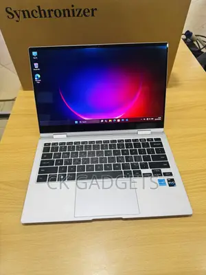 New Laptop Samsung Galaxy Book4 360 16GB Intel Core i7 SSD 512GB