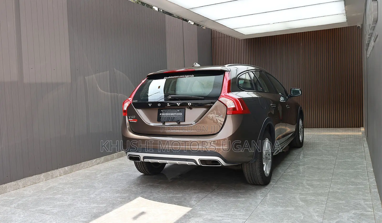 Volvo V60 2017 Brown