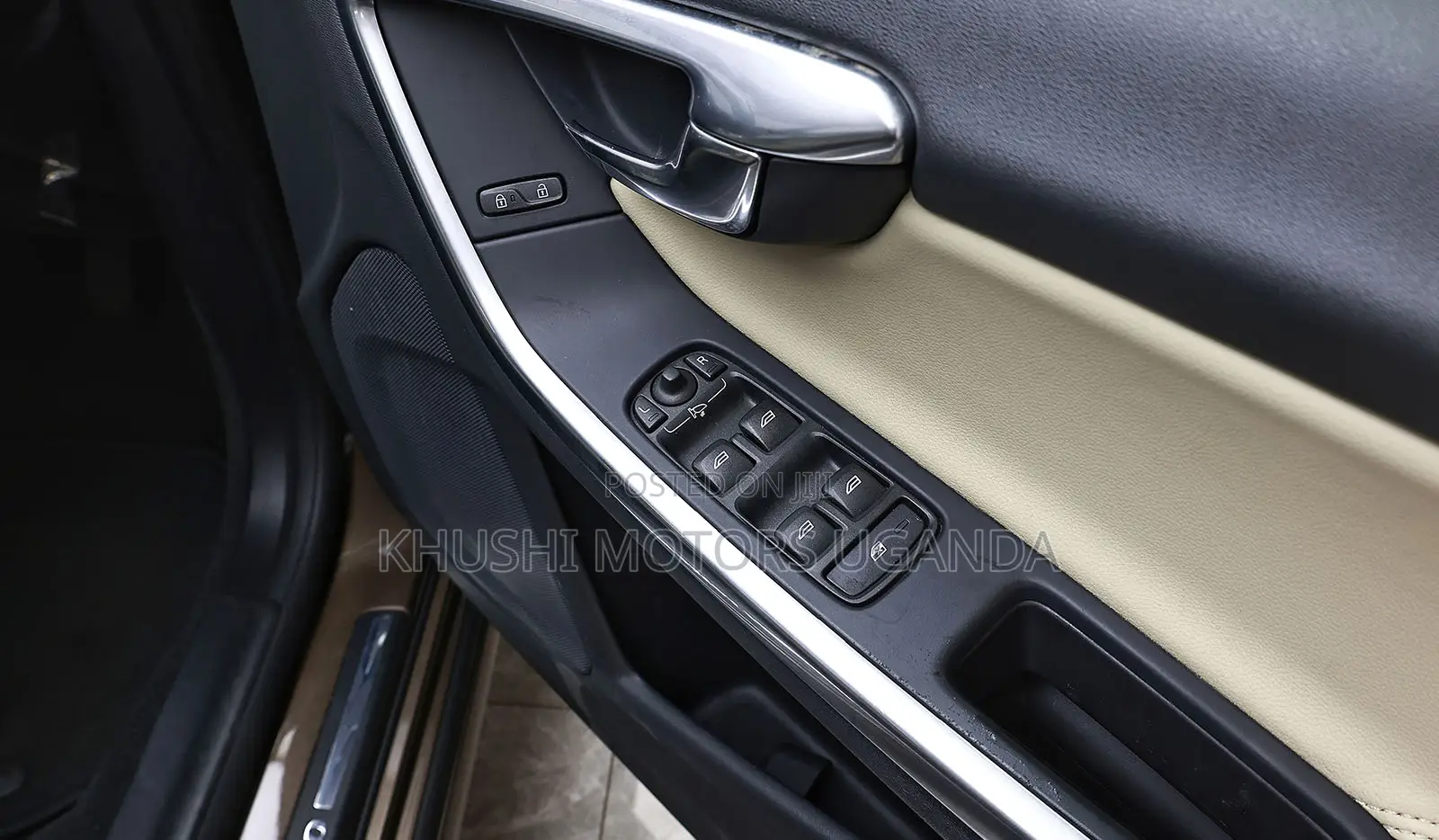 Volvo V60 2017 Brown