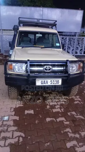 Safari Tourist Landcruiser for Hire