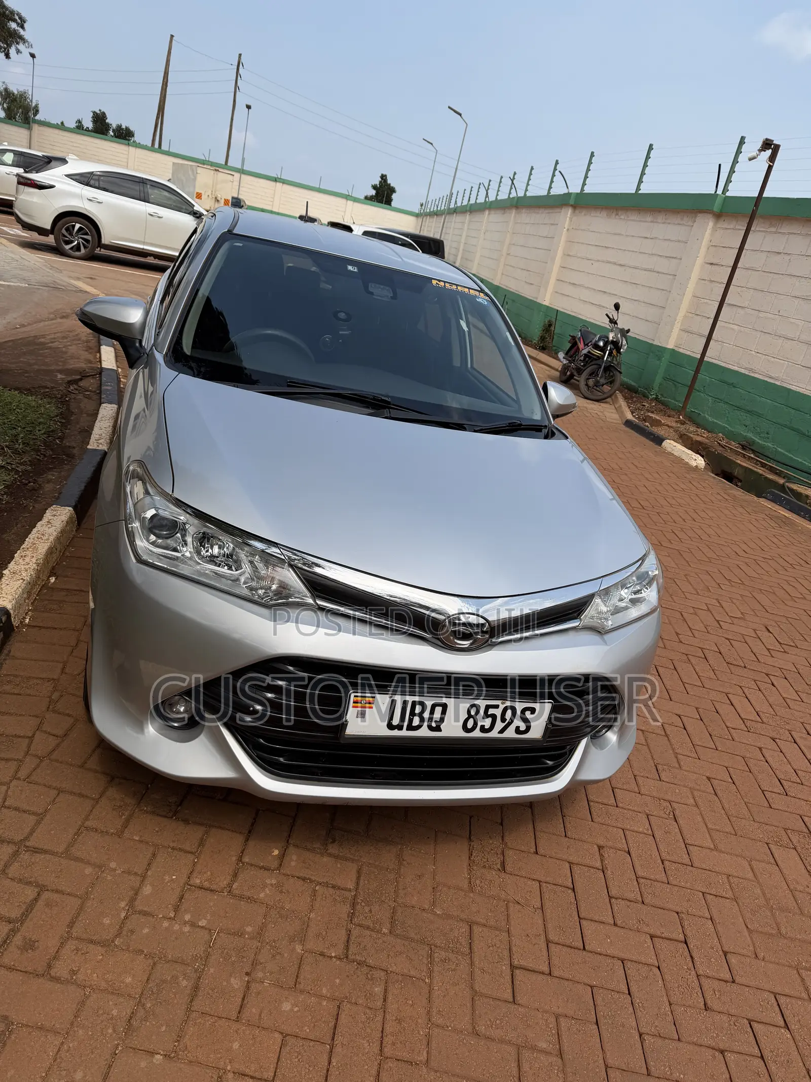 Toyota Corolla Fielder 1.5 Petrol AWD 2015 Silver