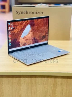 New Laptop HP Pavilion x360 8GB Intel Core i7 SSD 512GB