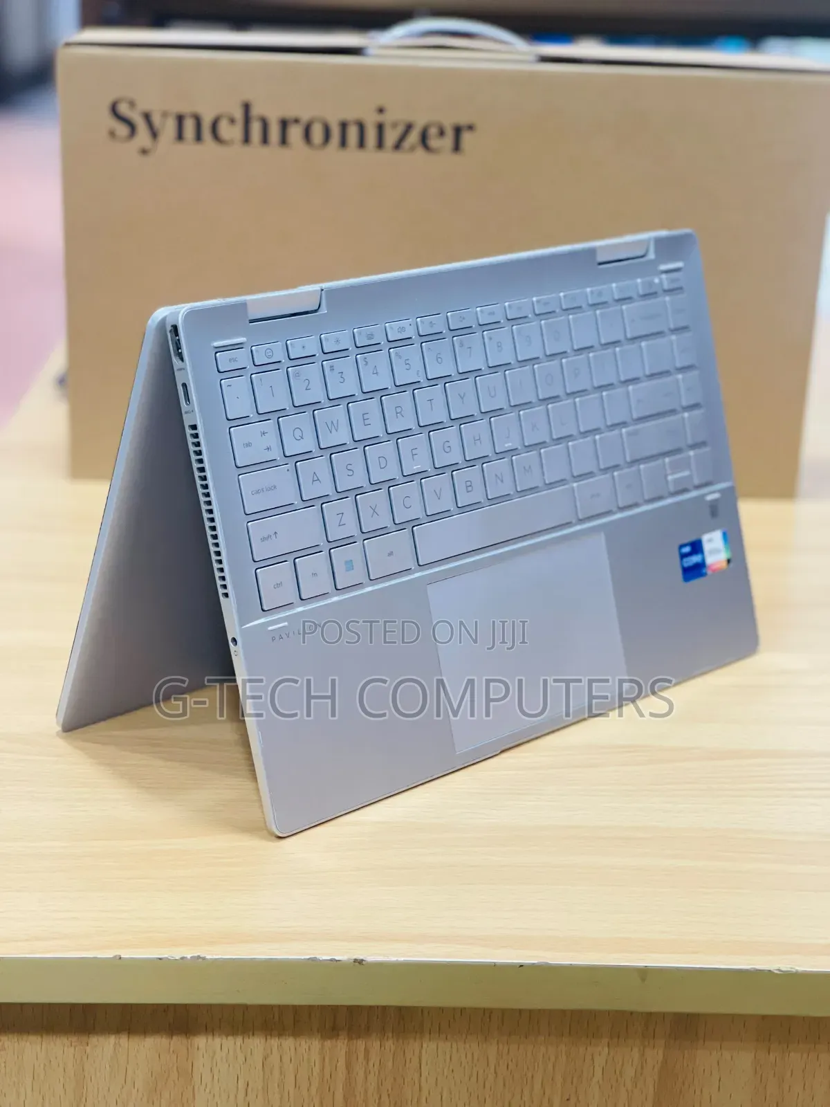 New Laptop HP Pavilion x360 8GB Intel Core i7 SSD 512GB