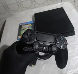 Chipped PS4 Fat Console, 12 Games, 2 Pads, UGX, Kampala
