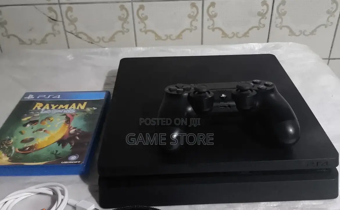 Best Chipped PS4 Slim. 12 Games, 2 Original Pads, Kampala