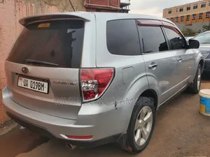 Subaru Forester 2010 Silver