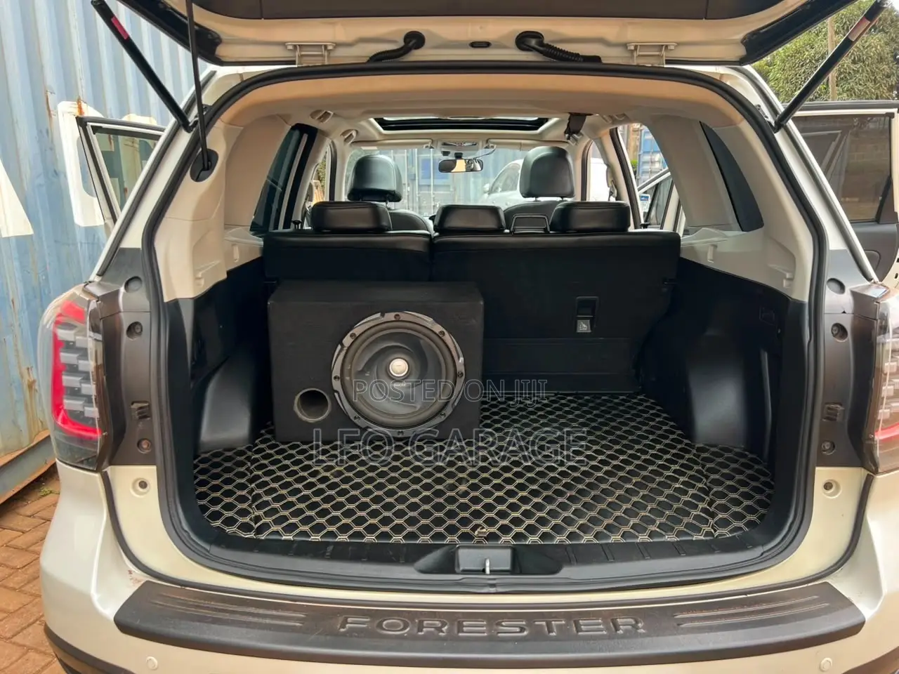 Subaru Forester 2.0XT Touring AWD 2017 White