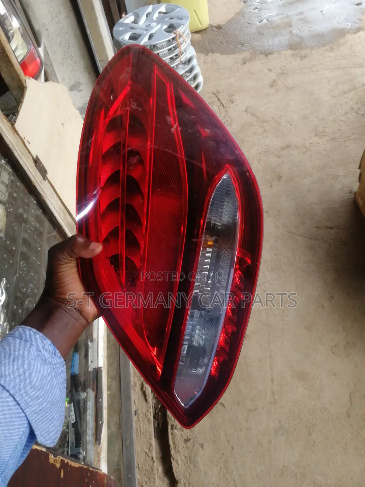 Tail/Rear Lights for Mercedes Benz W205 C200