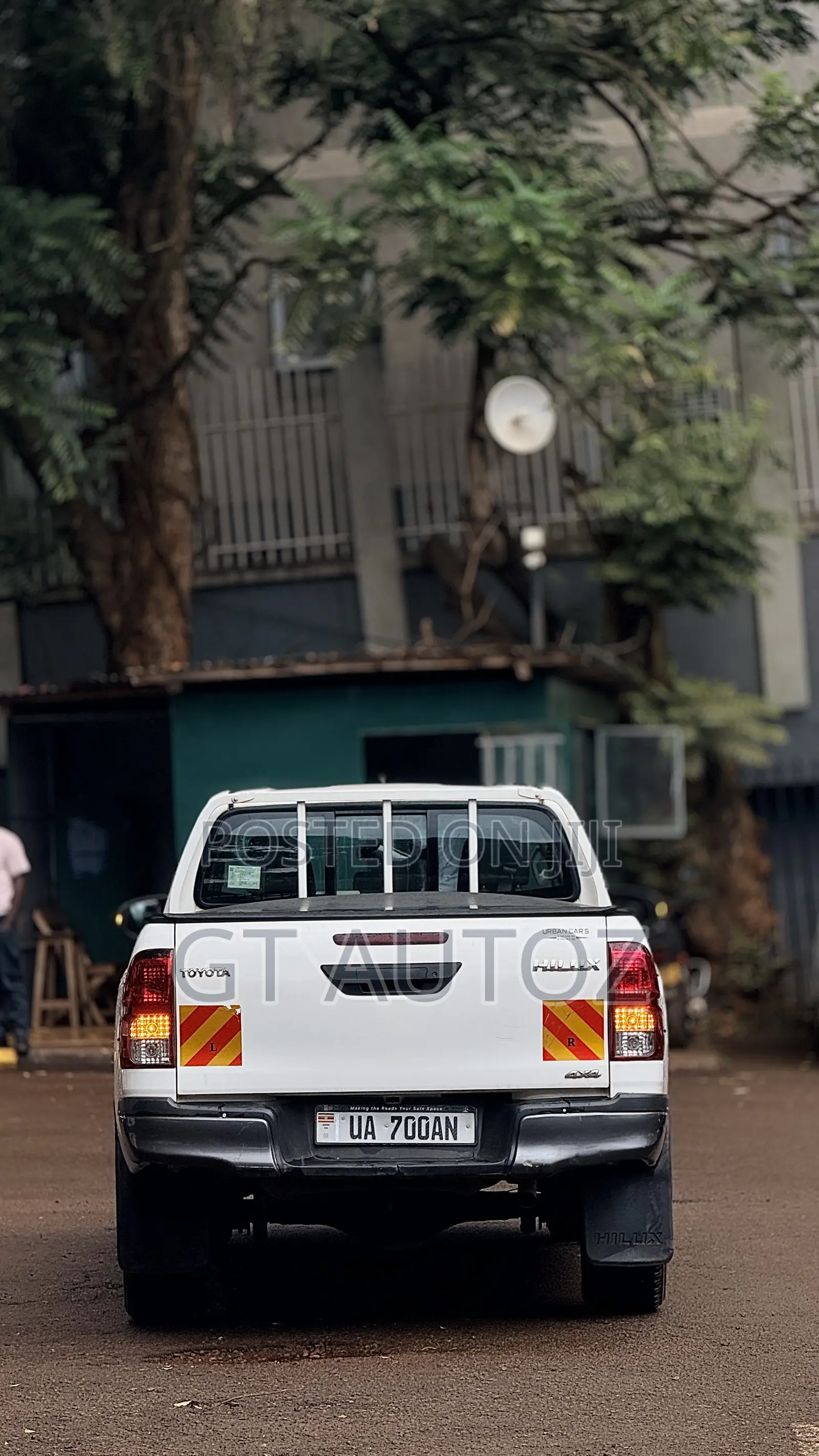 Toyota Hilux Revo Double Cab Petrol 2.7 AWD 2020 White