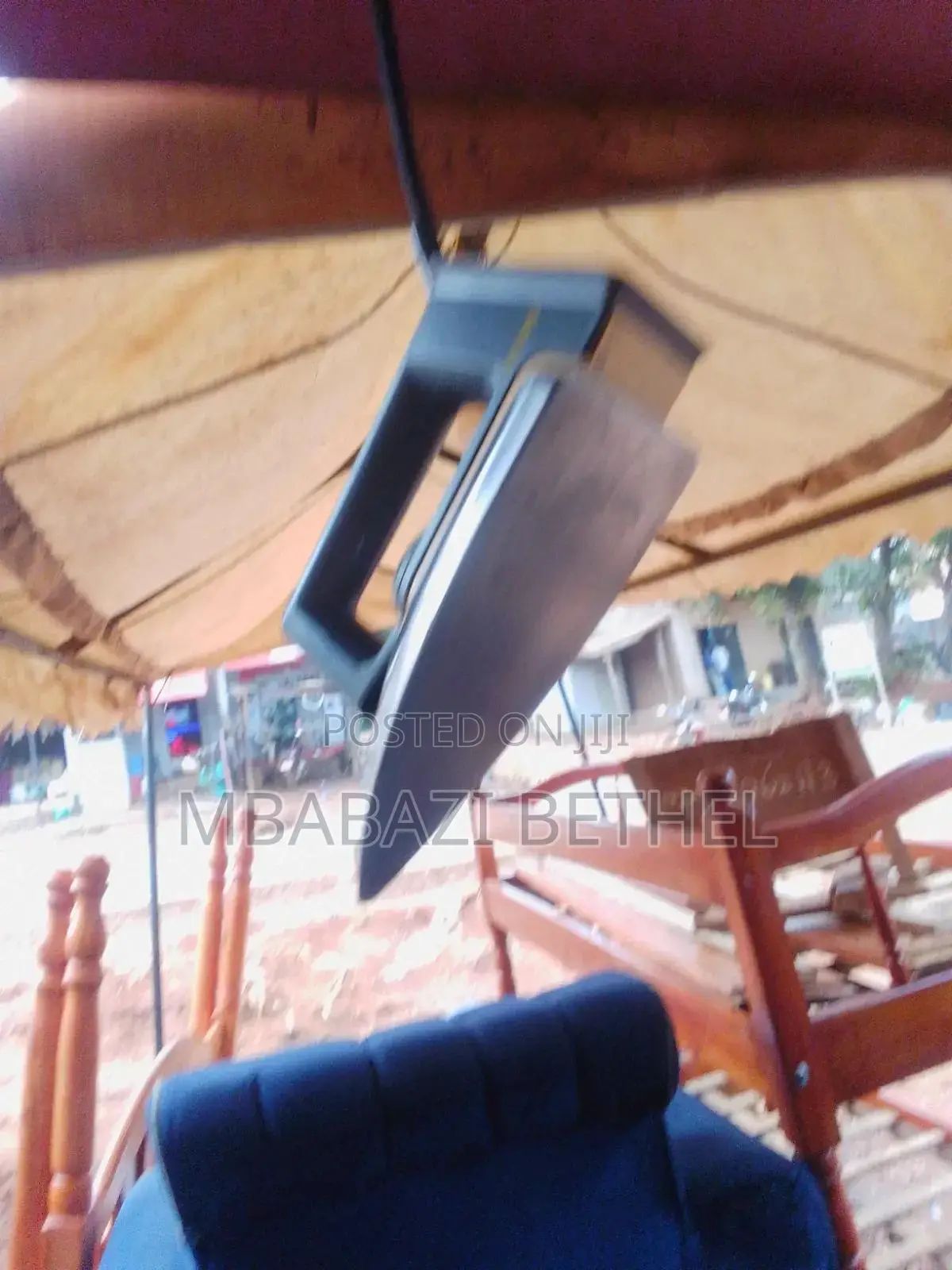 Used Original Flat Iron Box Philips in Good Shape Available for Sale