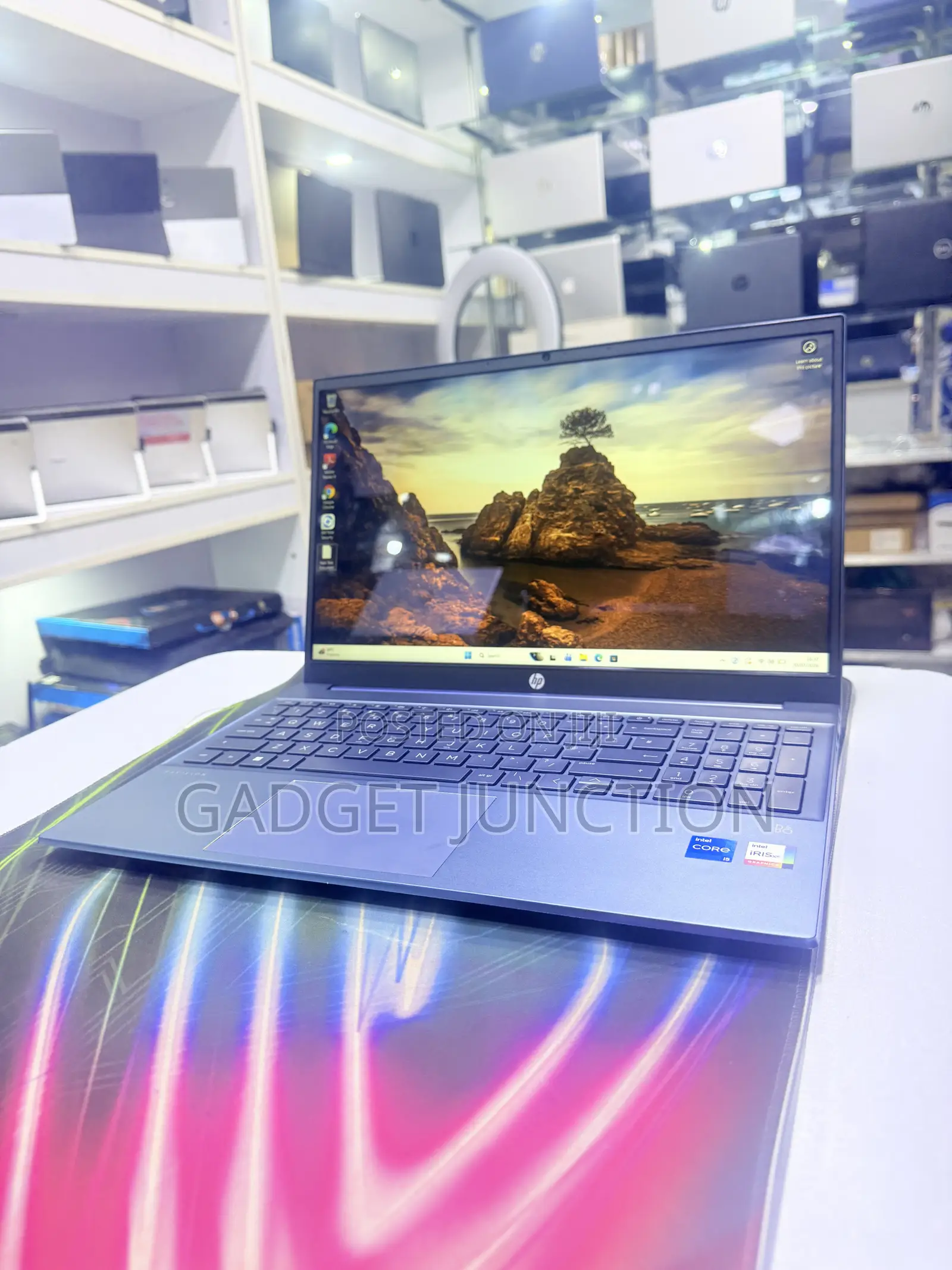 New Laptop HP Pavilion 15 16GB Intel Core i5 SSD 512GB