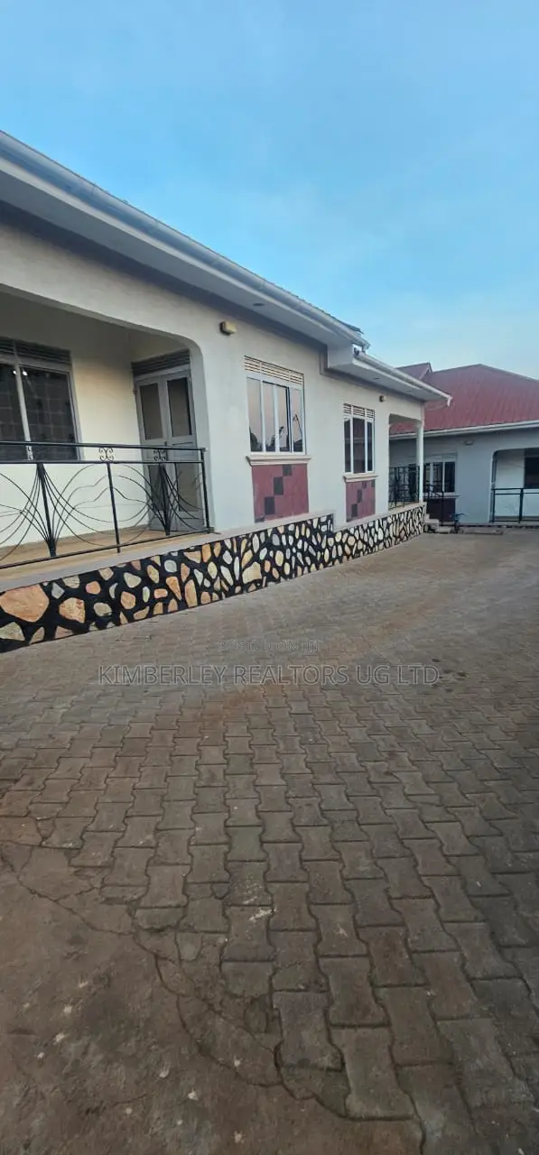 2bdrm Duplex in Division A for sale