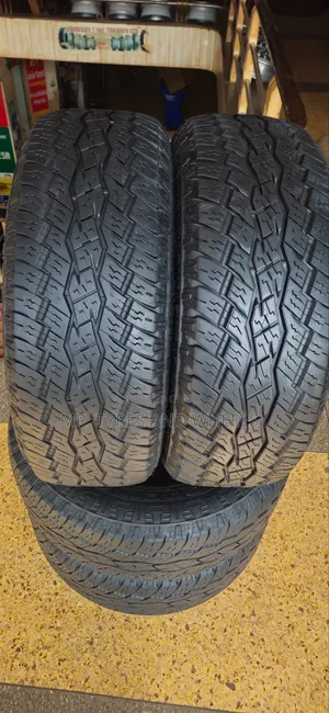 265 65 R17 Toyo Open Country 112H Japan Imported Tires 5years Warranty