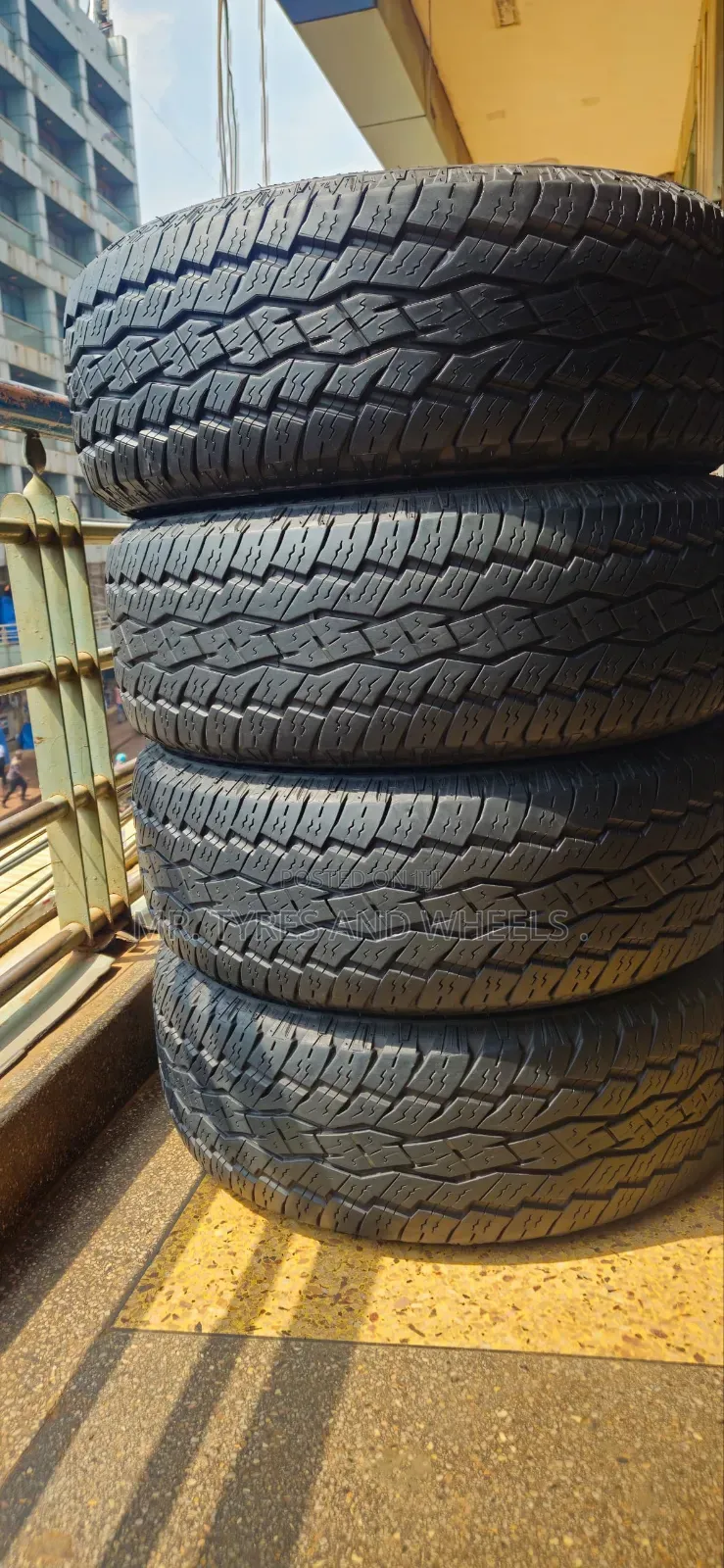 265 65 R17 Toyo Open Country 112H Japan Imported Tires 5years Warranty