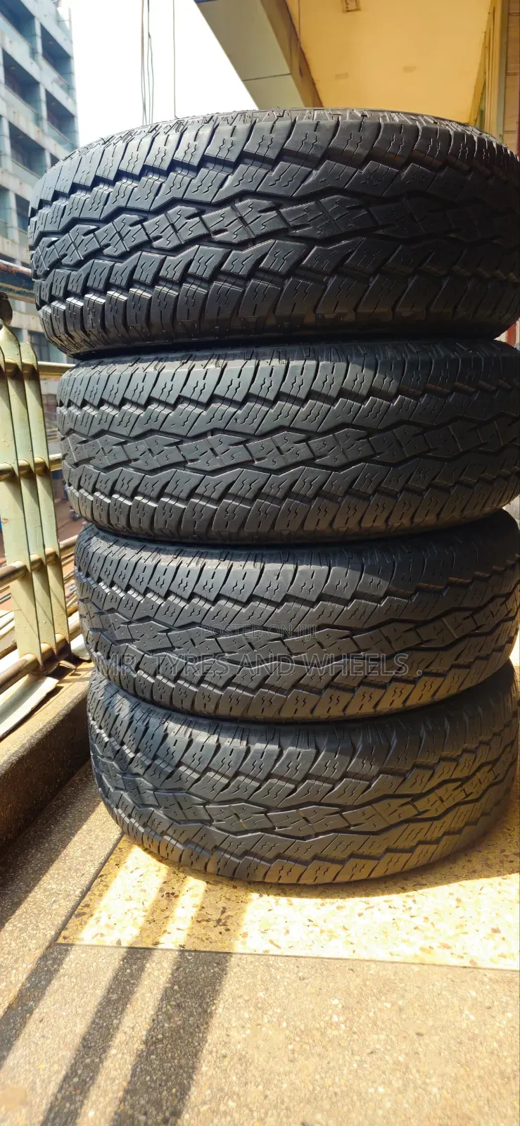 265 65 R17 Toyo Open Country 112H Japan Imported Tires 5years Warranty