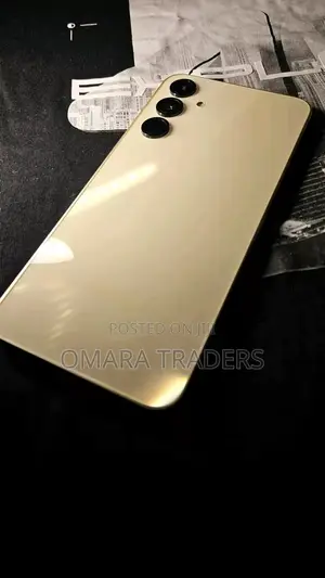 New Samsung Galaxy A16 5G 256 GB Gold