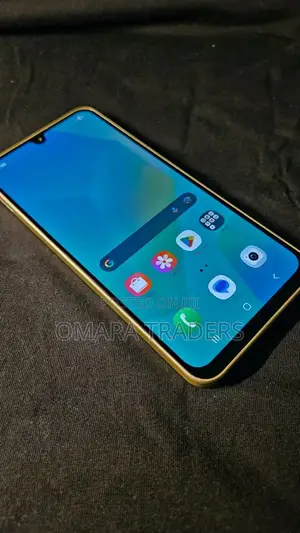 New Samsung Galaxy A16 5G 256 GB Gold