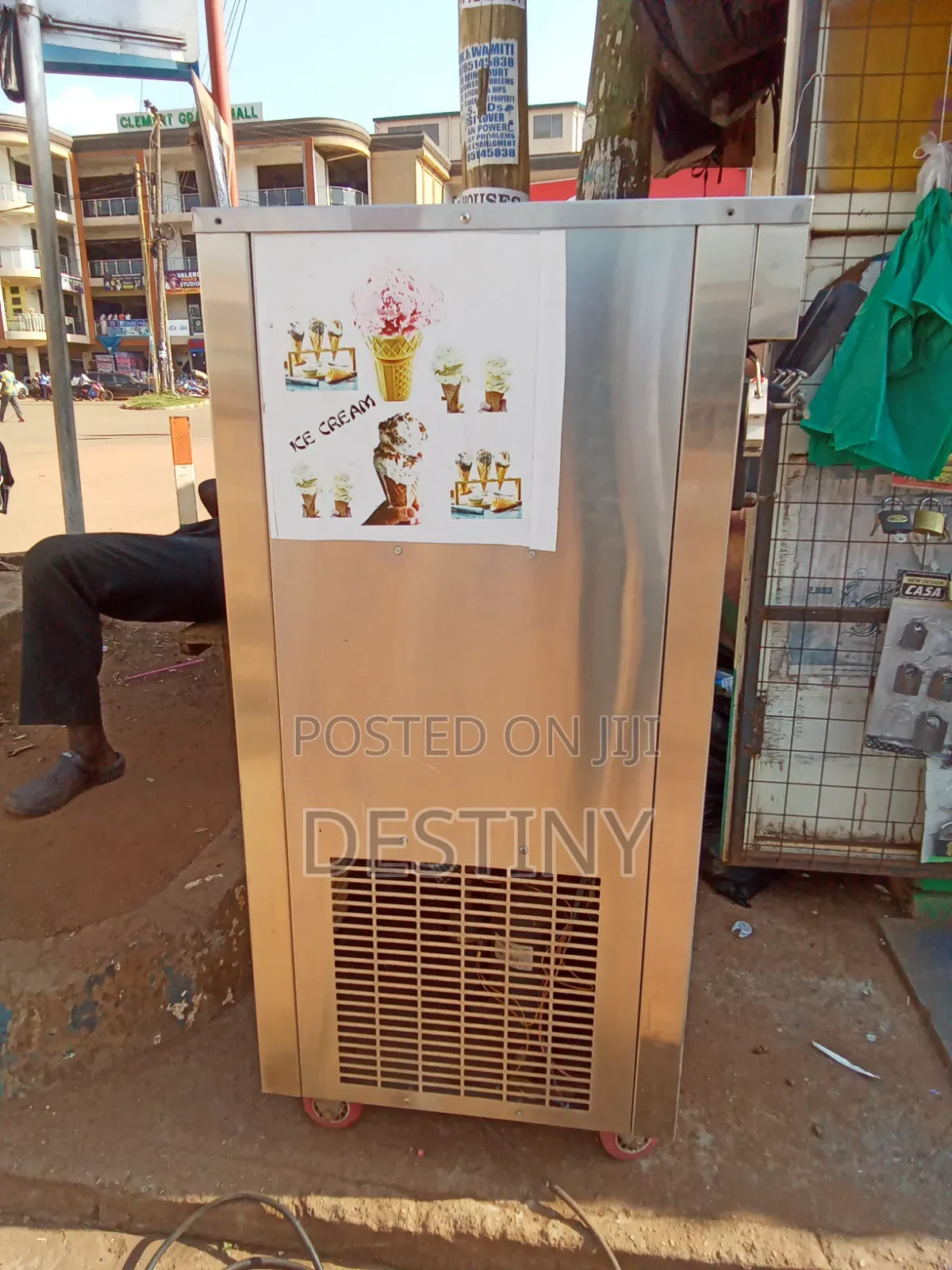 Commercial Ice Cream Making Machine