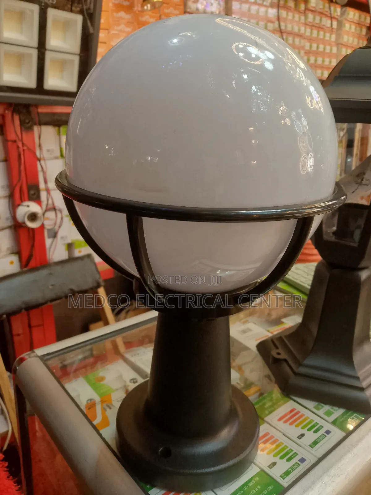 Milky Ball Fitting