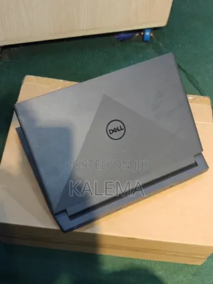 New Laptop Dell G15 5511 16GB Intel Core i7 SSD 512GB