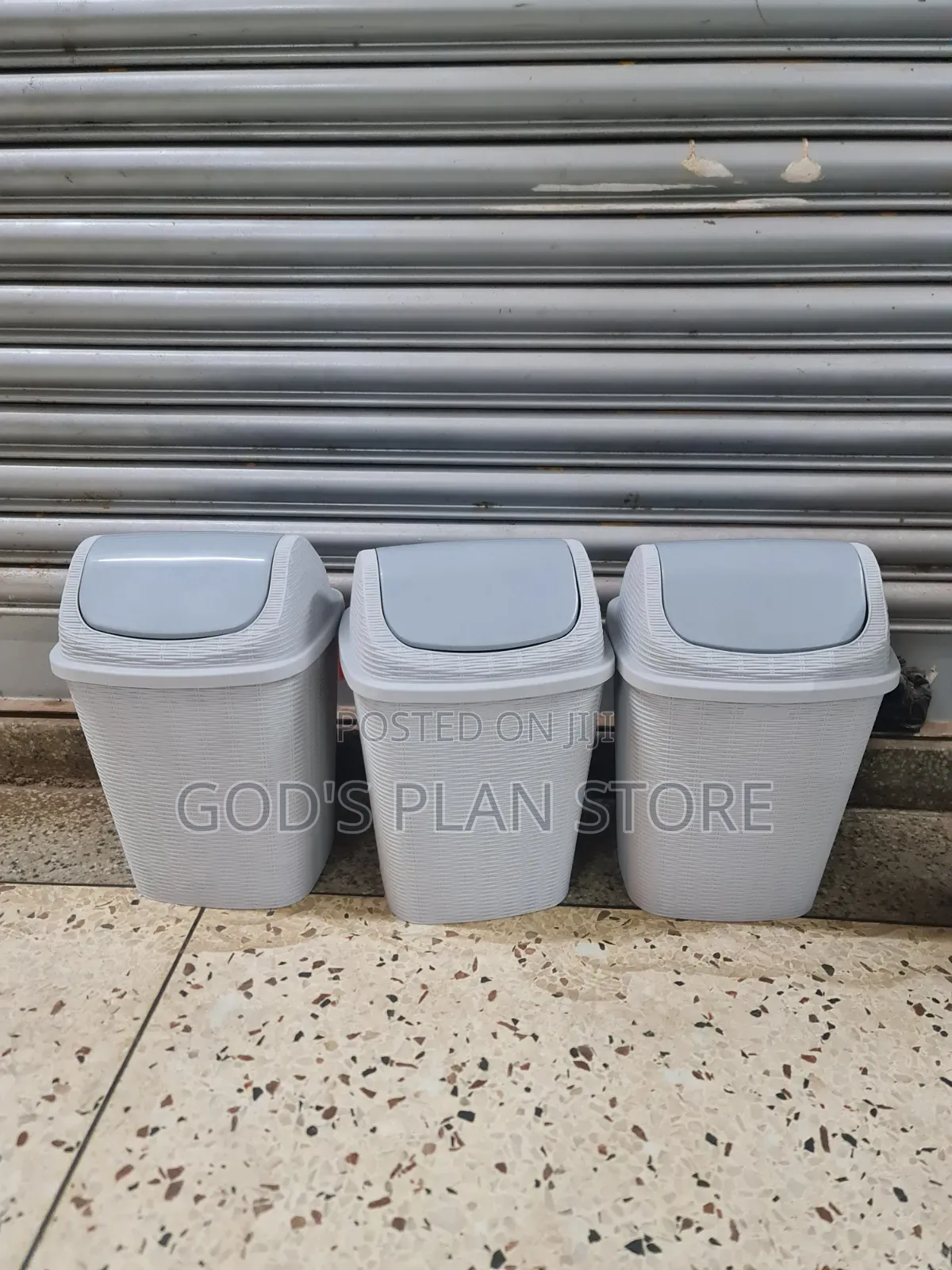 1pc Home Office Plastic Swing Dust Bins
