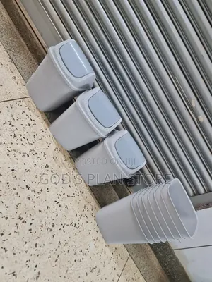 10litres Light Gray Plastic Dust Bins Plastic Dust Bins