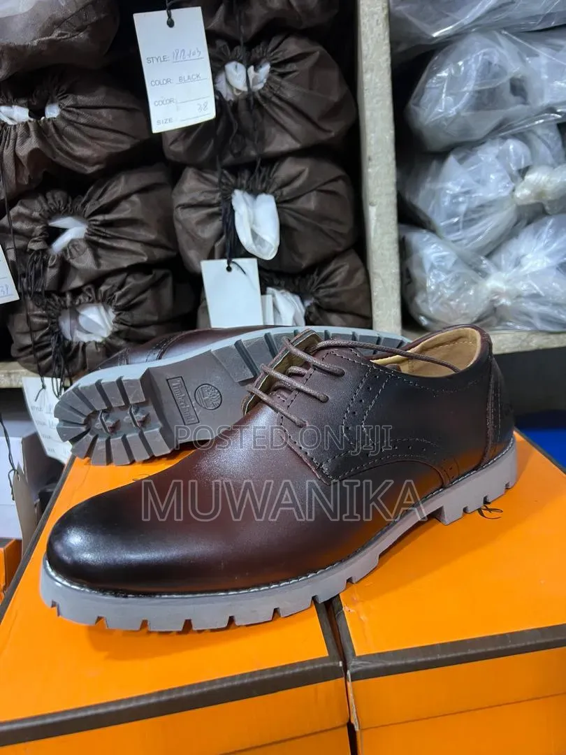 Timberland Black and Brown Men's Classic