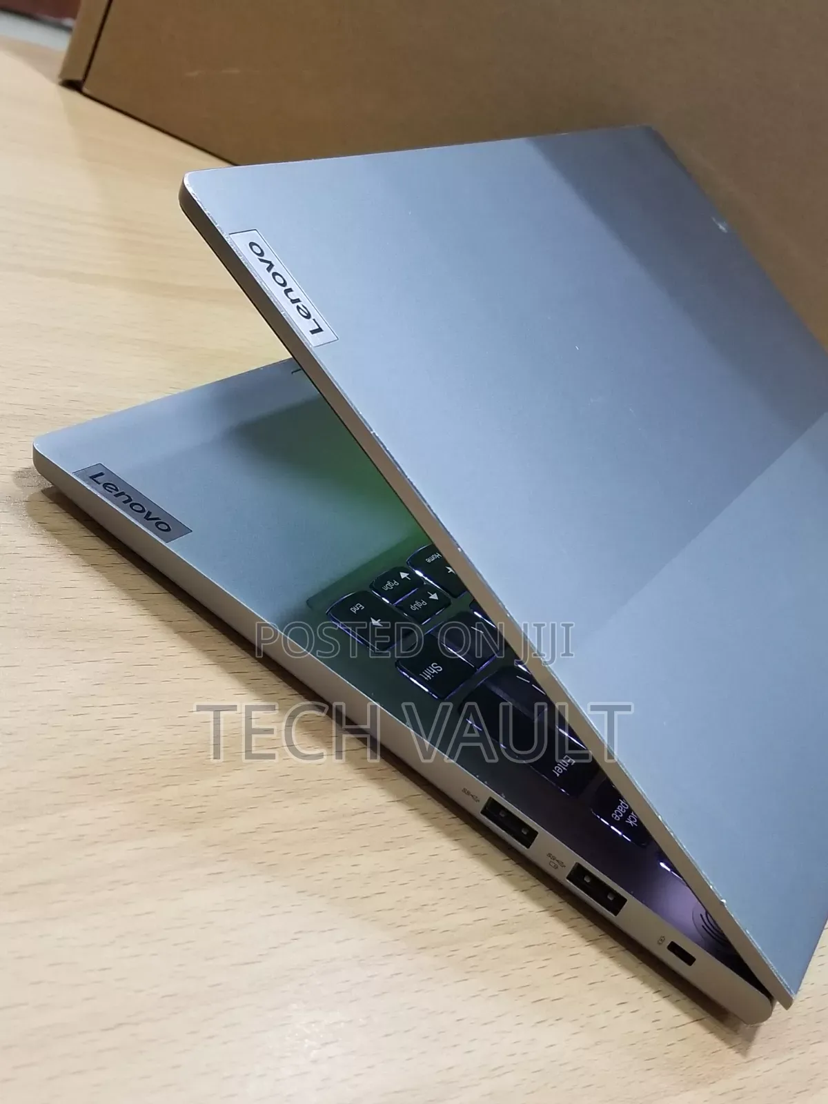 New Laptop Lenovo Thinkbook 14 8GB AMD Ryzen 5 SSD 256GB