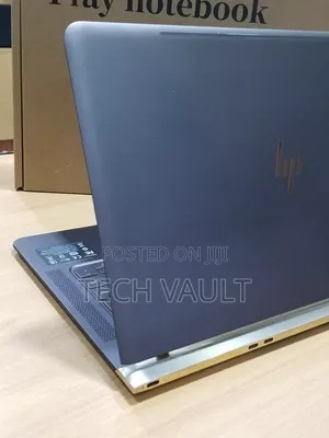 New Laptop HP Spectre 13 8GB Intel Core i5 SSD 256GB