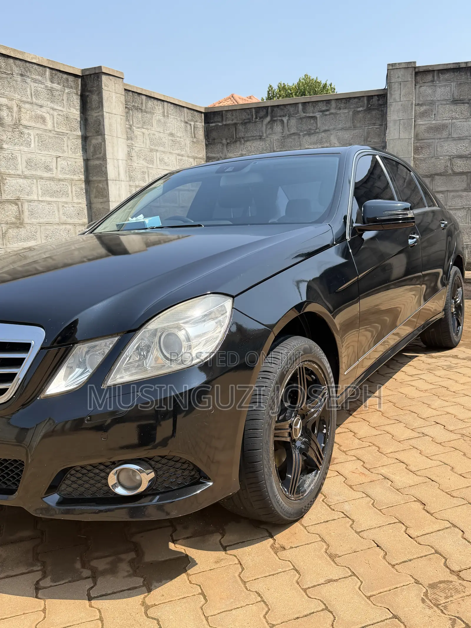 Mercedes-Benz E300 2010 Black