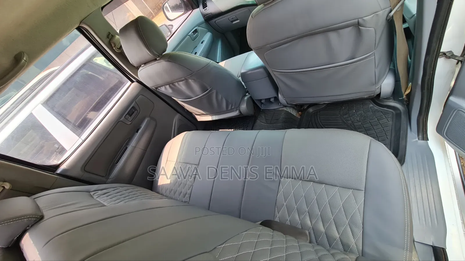 Toyota Hilux 2011 White