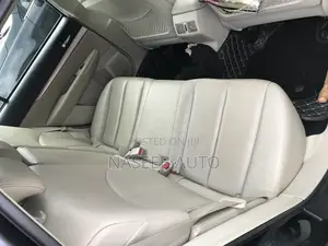 Subaru Outback 2011 Black