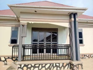2bdrm House in Nansana Town, Central Division for sale