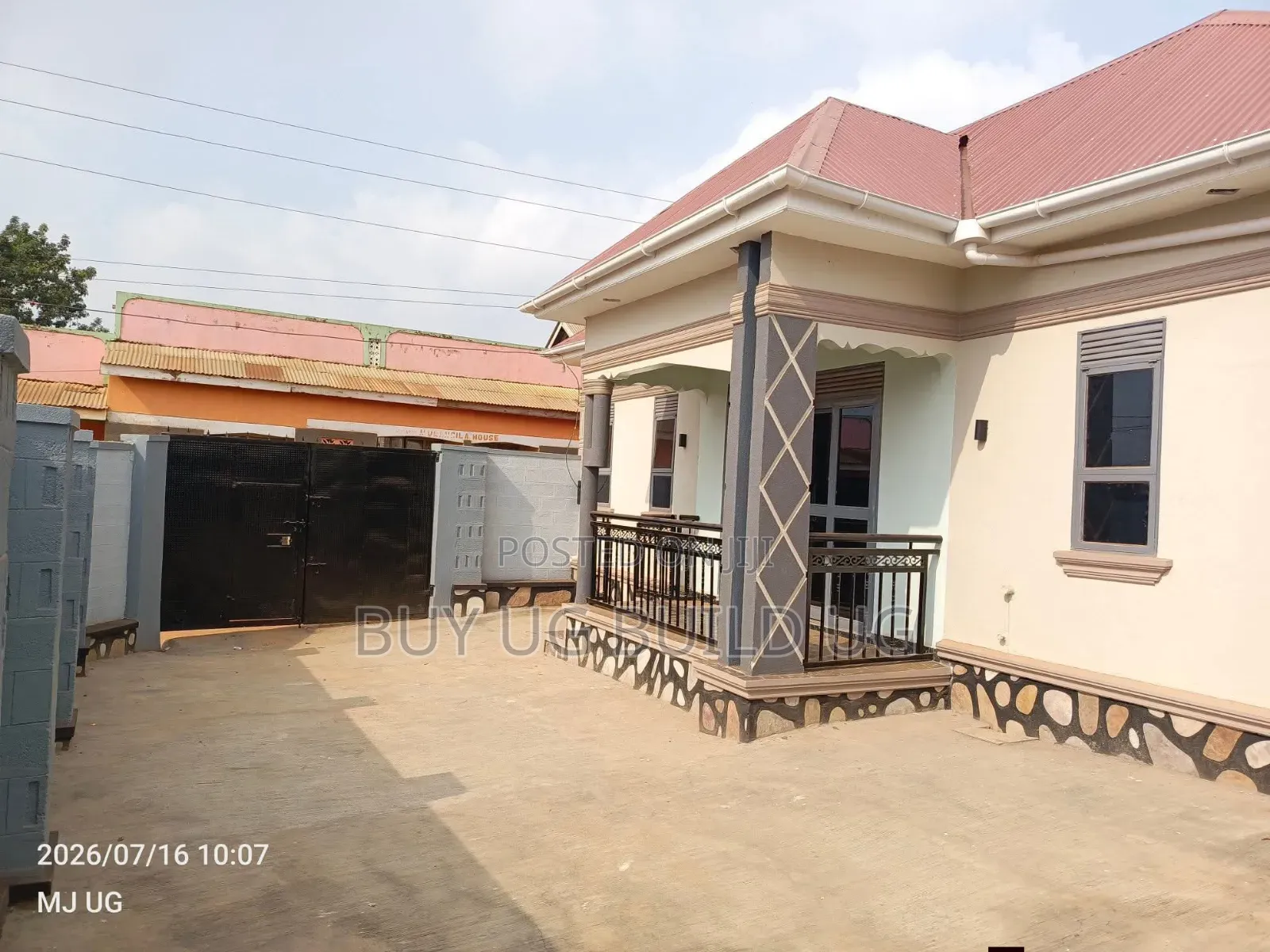 2bdrm House in Nansana Town, Central Division for sale